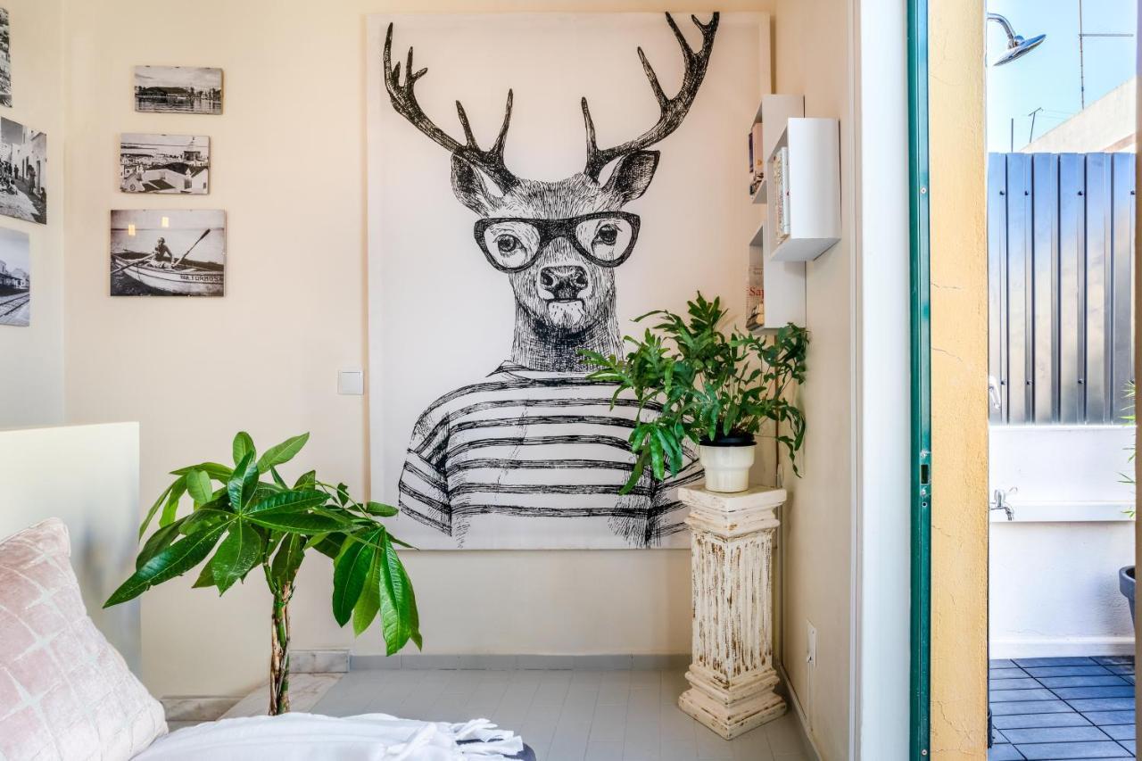 Arty Vintage Townhouse With Rooftop Shower & Sun Loungers Olhão Exterior foto