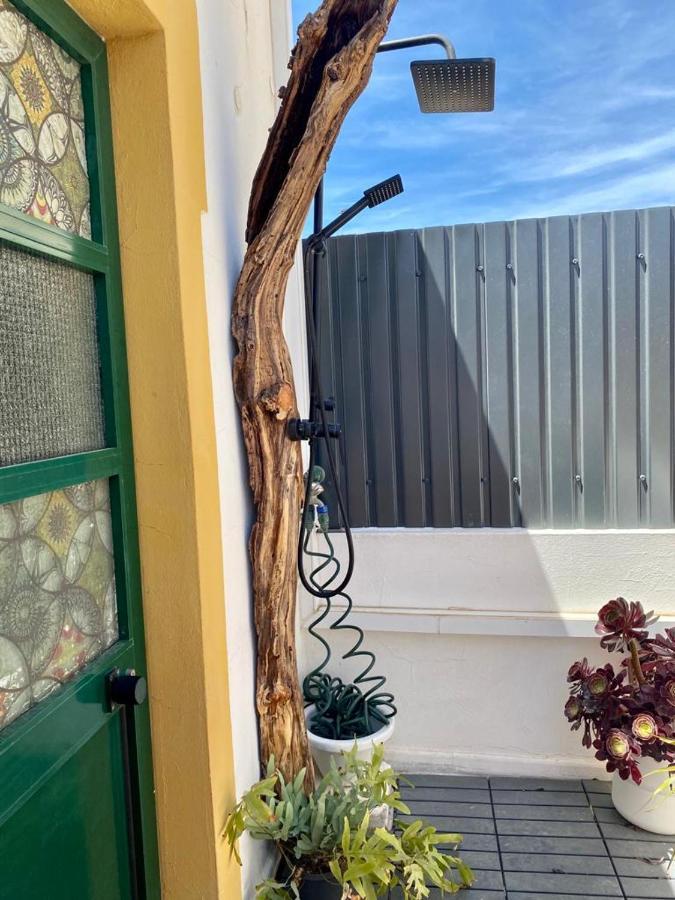 Arty Vintage Townhouse With Rooftop Shower & Sun Loungers Olhão Exterior foto